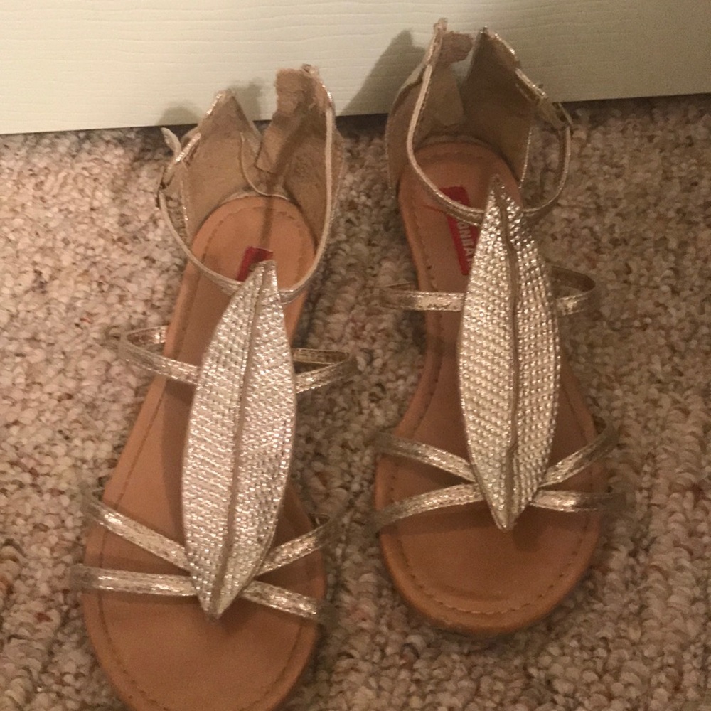 Silver leaf sandals